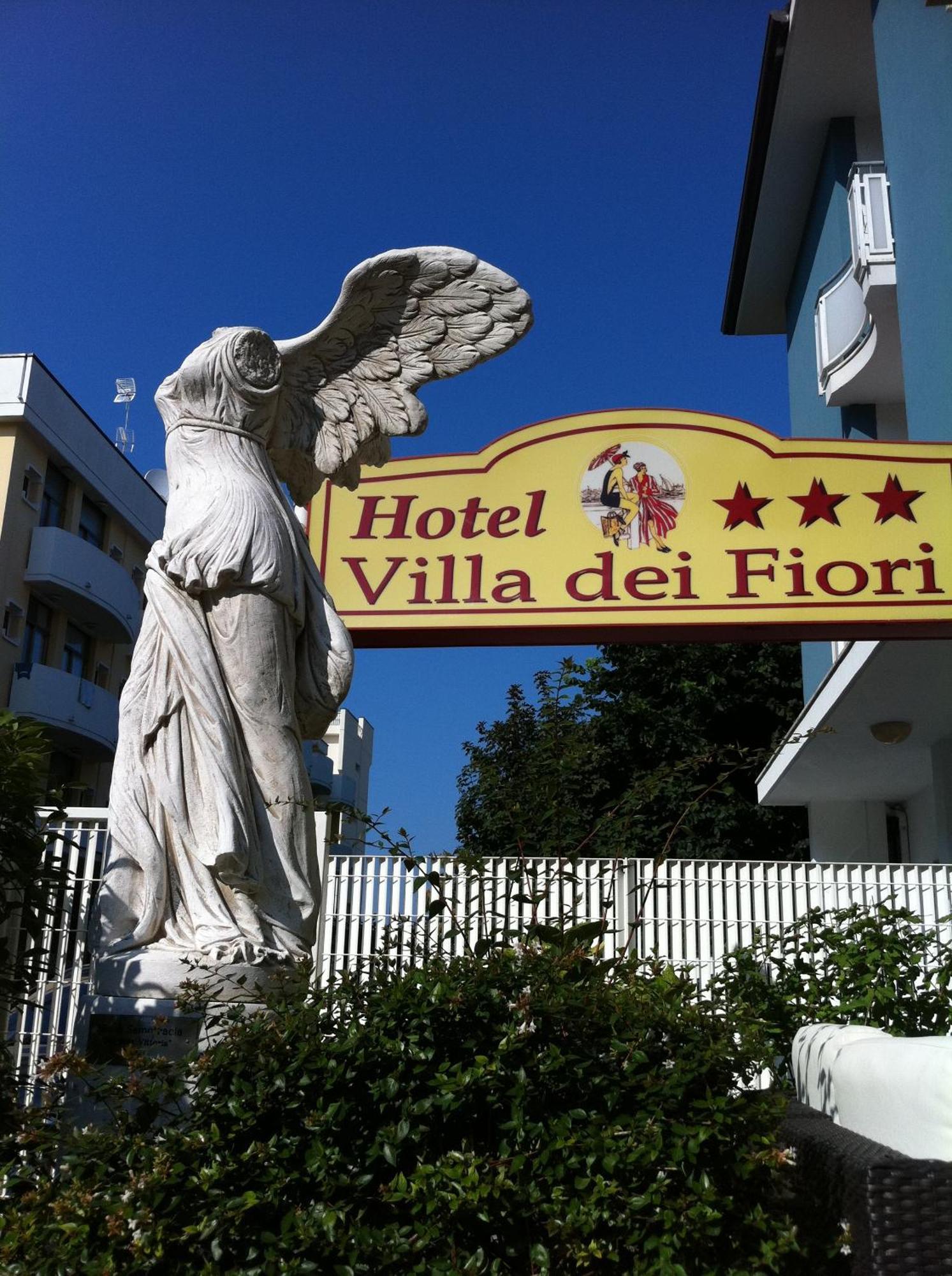 Hotel Villa Dei Fiori - Sul Mare Con Piscina Viserbella di Rimini Exterior foto